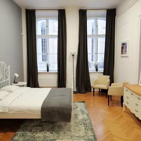 Filinhome Zmaj Jovina Suite 诺威萨 外观 照片