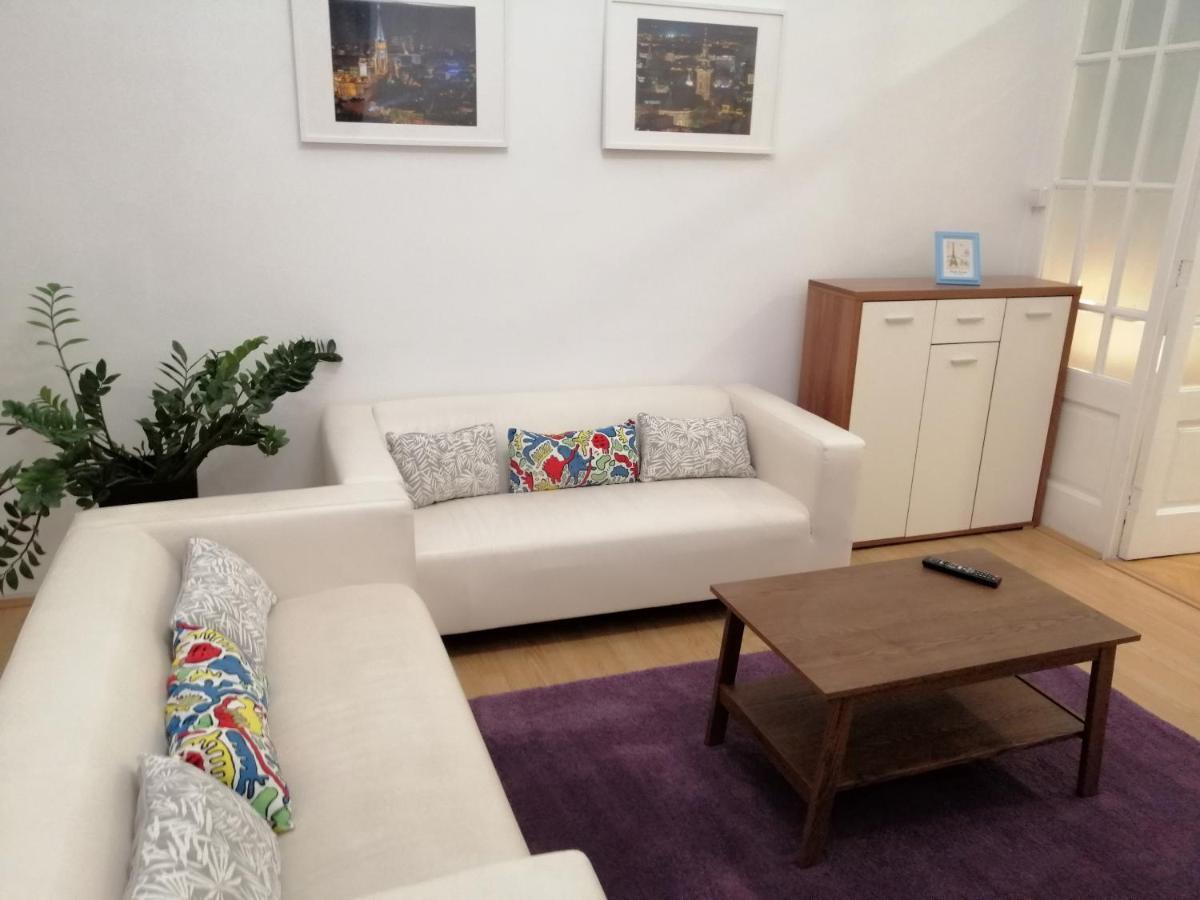 Filinhome Zmaj Jovina Suite 诺威萨 外观 照片