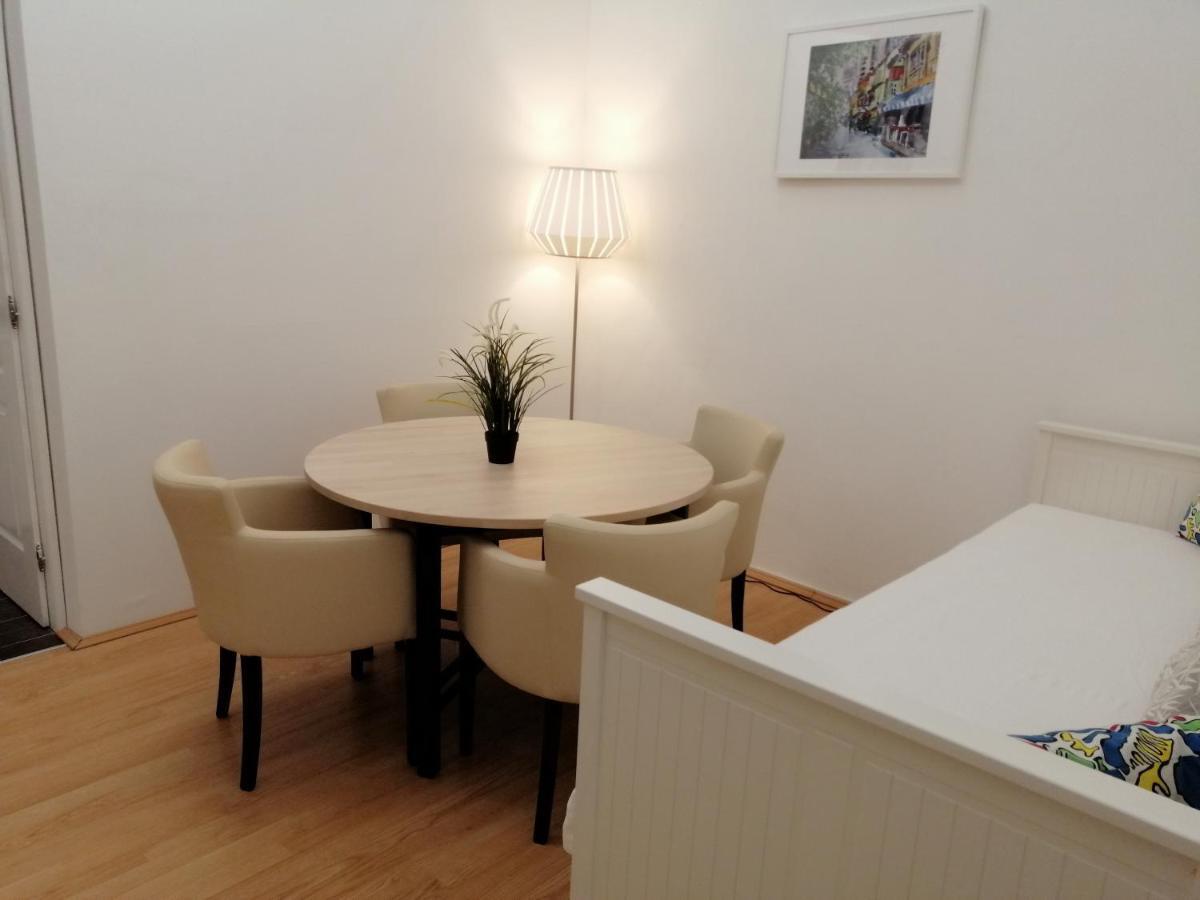 Filinhome Zmaj Jovina Suite 诺威萨 外观 照片